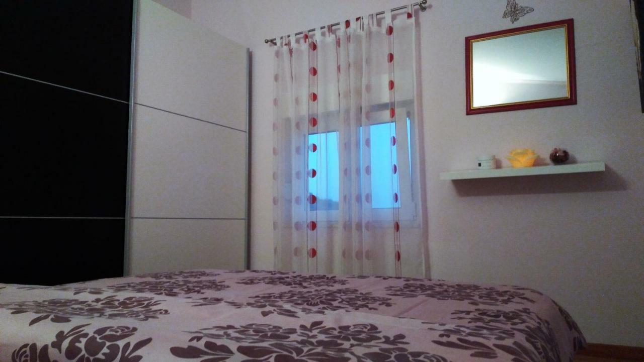 Apartments Annie Rogoznica  Esterno foto